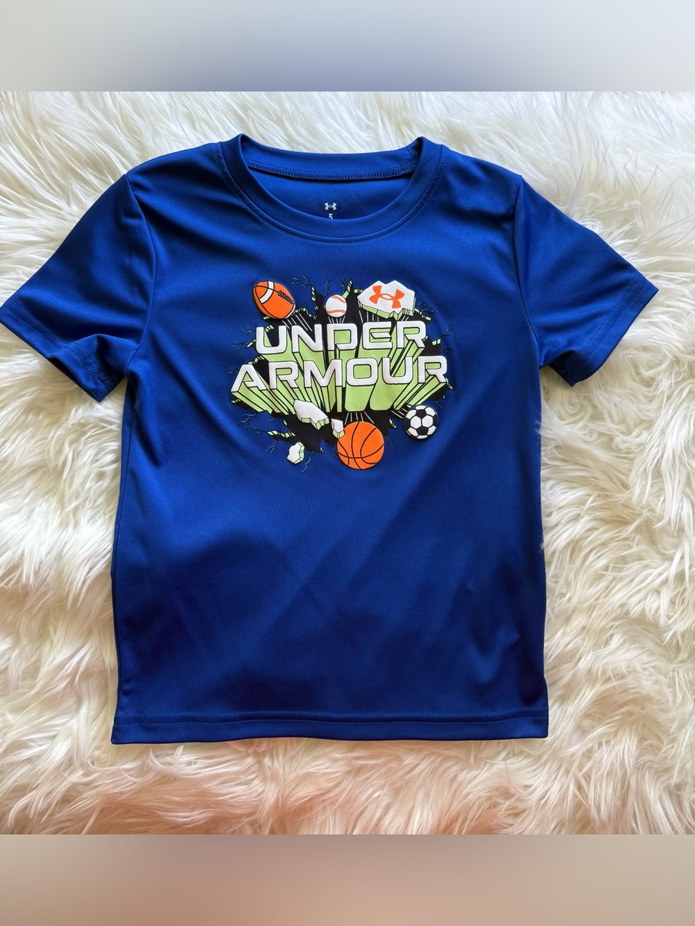 Under Armour Sports Tshirt
